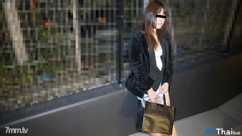 071820-01 สาวผมสั้นน่ารัก