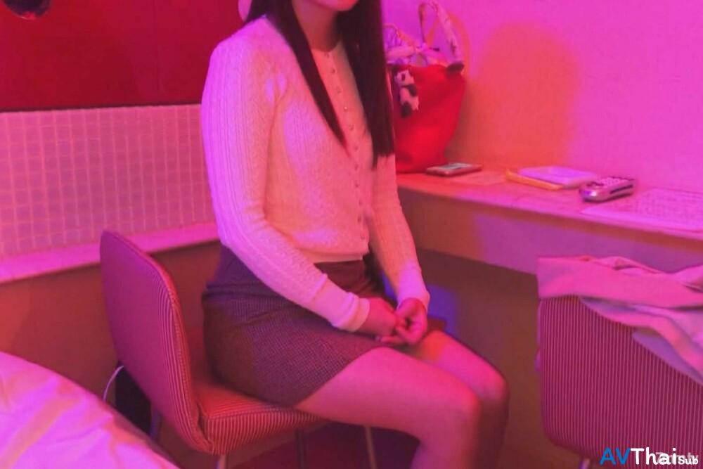 สาวน้อยร่านโดนเย็ดแตกใน FC2-PPV-1246255
