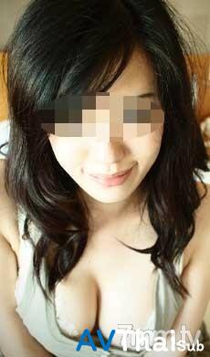 สาวน้อยน่ารักโดนเย็ดสด FC2-PPV-1246443
