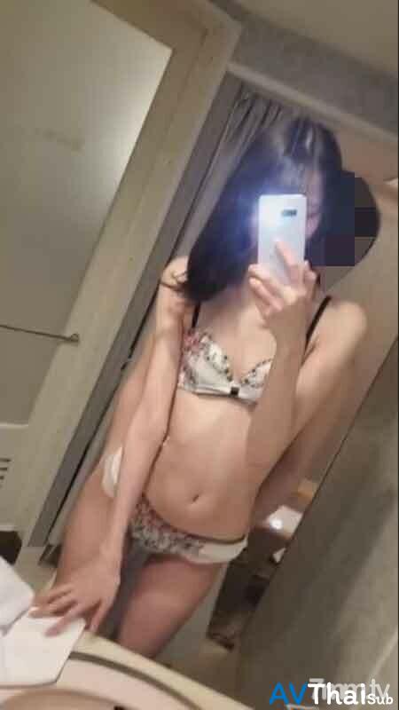 FC2-PPV-1395663 สาวน่ารักตูดกลมโดนรุมเย็ด