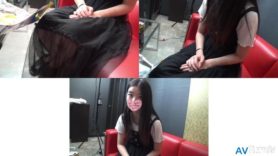 สาวผมยาวโชว์หีช่วยตัวเอง FC2-PPV-1926108